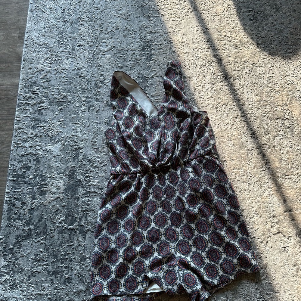 Elegant Geometric Patterned Dress